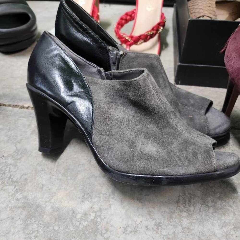 Aerosoles, black and gray, size 8.5